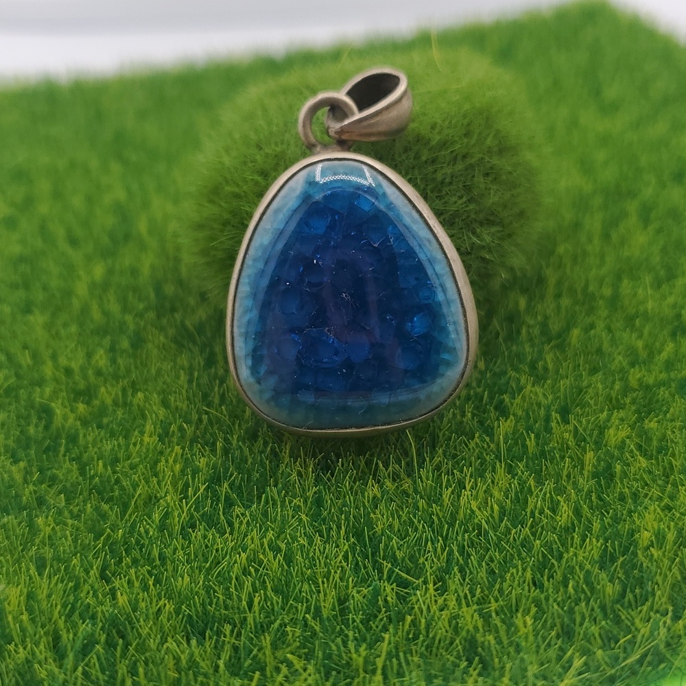 Striking Blue Agate Sterling Silver 925 Antique Pendant P306